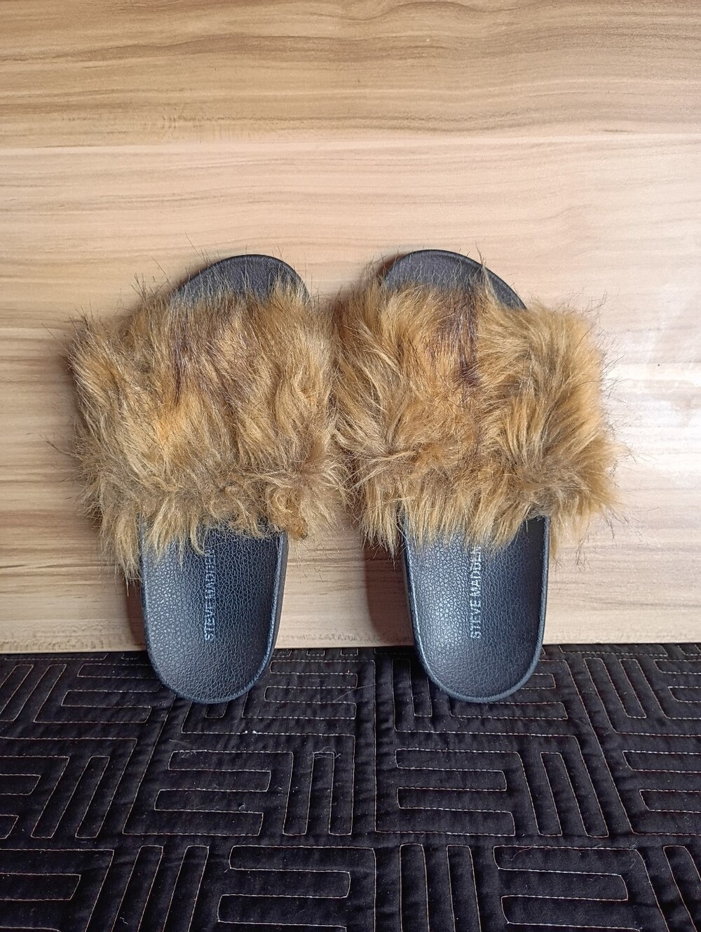 Steve Madden Black Slide Sandals with Tan Faux Fur Strap